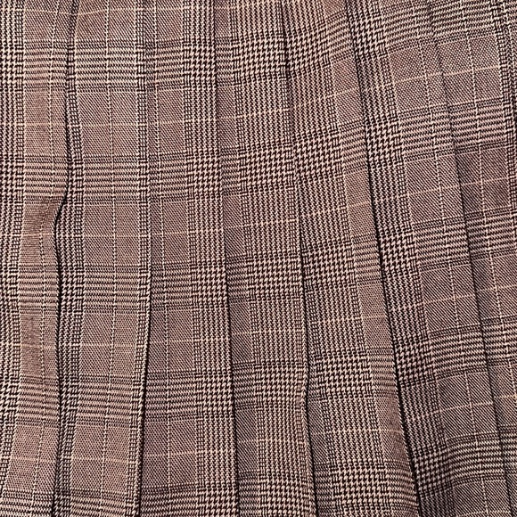 NWT Juniors’ Plus Size SO Pull On Brown Plaid Pleated Skort (3X) - Picture 4 of 6